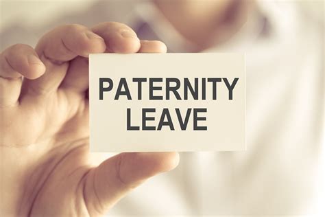 paternity leave 뜻